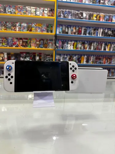 NINTENDO SWITCH OLED DESTRAVADO