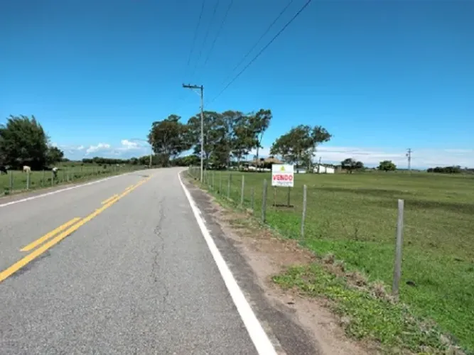 FAZENDA DE 90 ALQUEIRES EM FLEXEIRAS (QUISSAMÃ).