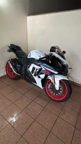 GsxR srad 1000 muito nova revisada doc ok