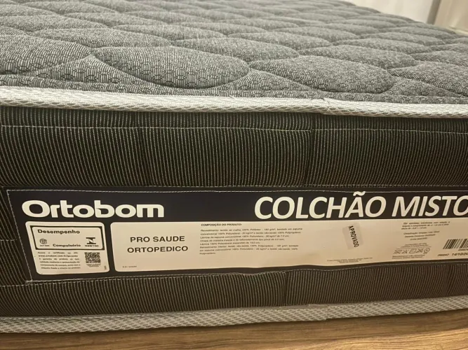 Vendo colchão ortopédico excelente