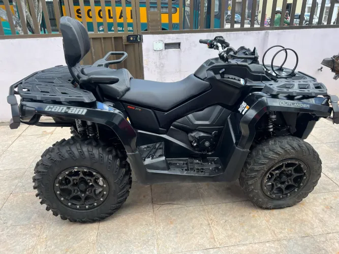 Quadriciclo CAN-AN 1000cc 2018