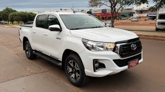 Toyota Hilux CD SR 4X4 2.8 TDI Diesel Aut. 2020