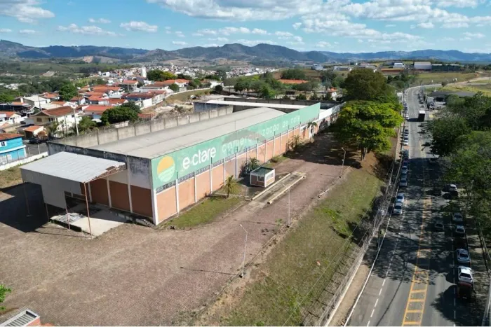 Armazém gerias a venda em Andradas MG