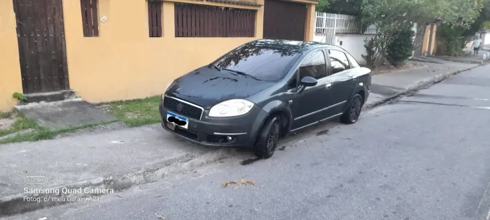 Fiat Linea LX 1.9/ 1.8 Flex 16V Dualogic 4P 2010