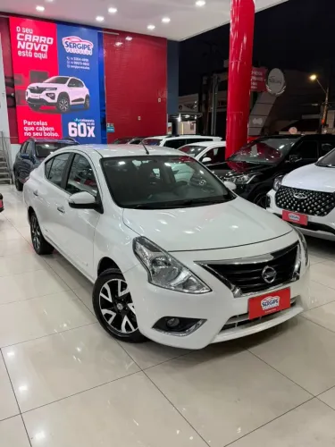 Nissan Versa Unique 1.6 16V Flexstart 4P Aut. 2017