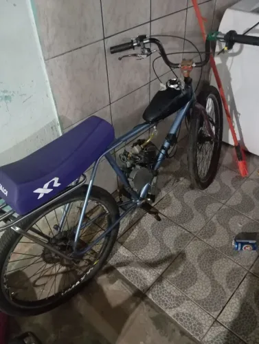 Bicicleta motorizada sem a corrente instalada tem a corrente so falta instalar