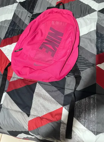 Mochila rosa nike 