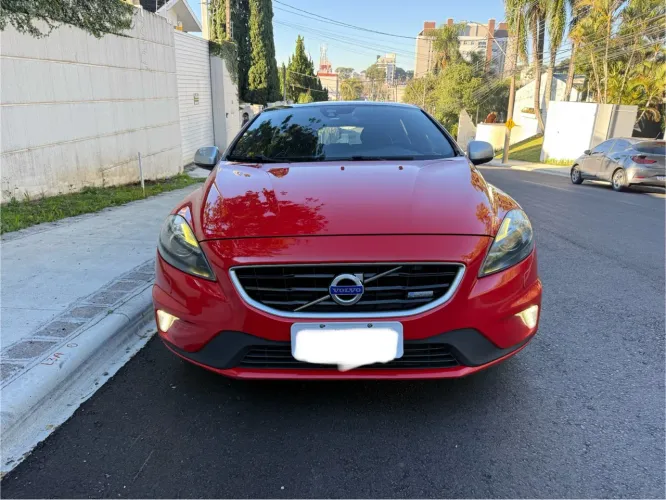 Volvo V40 T-5 R-design 2.0 Aut. 2015