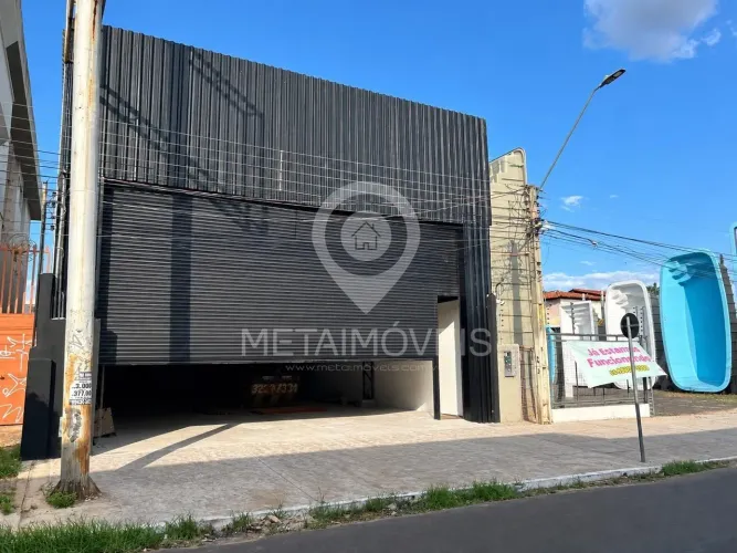 Galpão Comercial para Locação em Teresina-PI, Bairro Tabuleta: 2 Salas, 2 Banheiros, 300m²