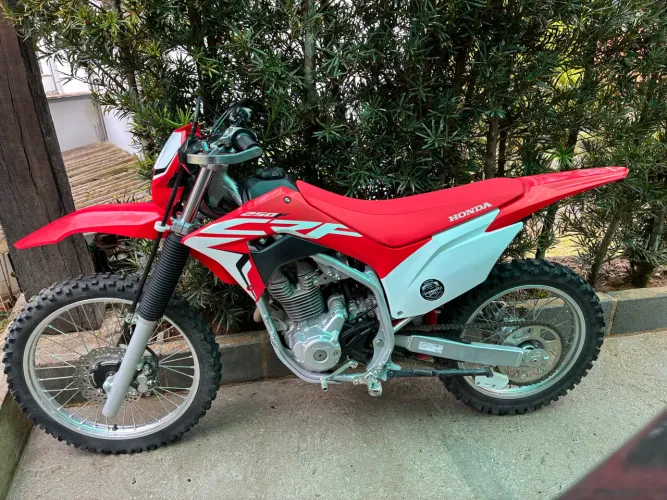CRF 250 F 