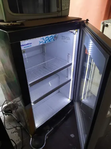 FRIGOBAR HESPOSITORA
