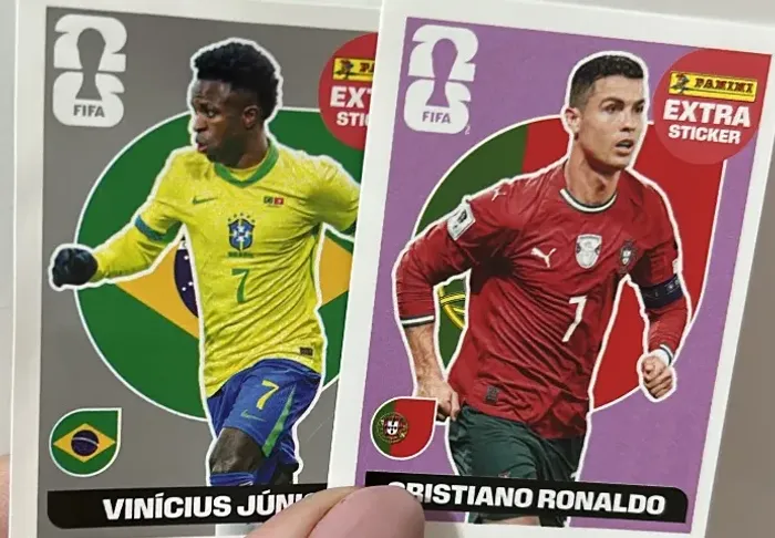 Figurinha Cristiano Ronaldo e Vini Jr 