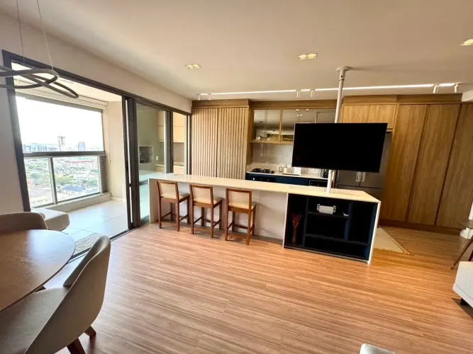 Apartamento para venda possui 83 metros quadrados com 2 quartos em Zona 08 - Maringá - Par