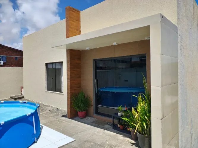 Maravilhosa Casa à Venda no Quadramares C/100m² ,Posição Sul 3 suítes, 3 Vagas de Garagem.