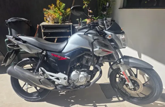CG 160 Fan 2020 com 1.600km
