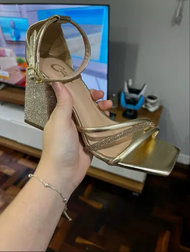 Sandália