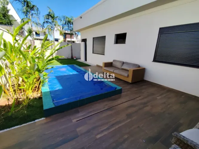 Casa mobiliada em condomínio disponível para locação no bairro Nova Uberlândia em Uberlând