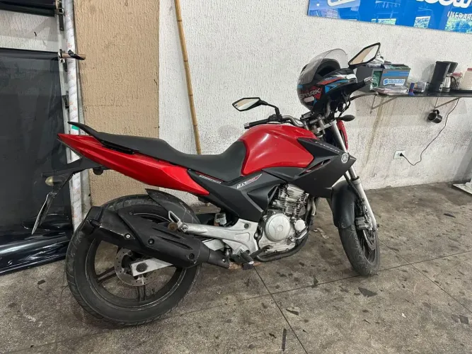 Moto fazzer 250