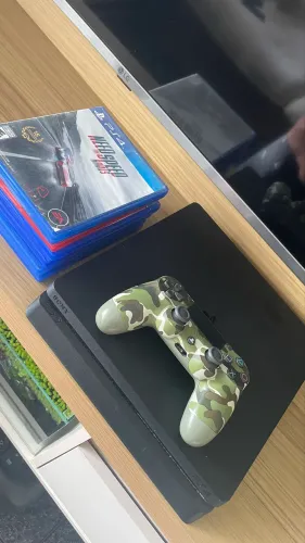 PlayStation 4 slim 1 tera