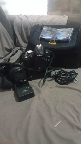 Vendo Nikon d5000 com um ótimo kit 