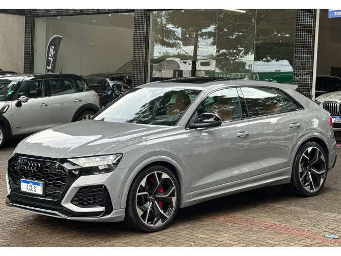 Audi RS Q8 Perfornace 4.0 BI-TB V8 TFSI Quattro TIPTRO. 2023