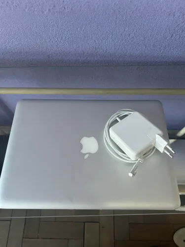 MacBook Pro 2011 - Para Desmanche de peças 