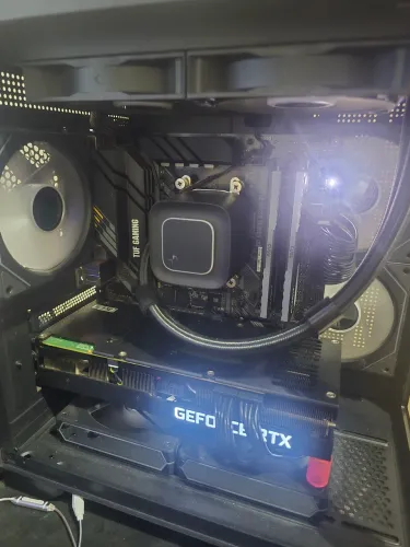 Kit Ryzen 7 5700x3d + B550m Tuf Wifi2
