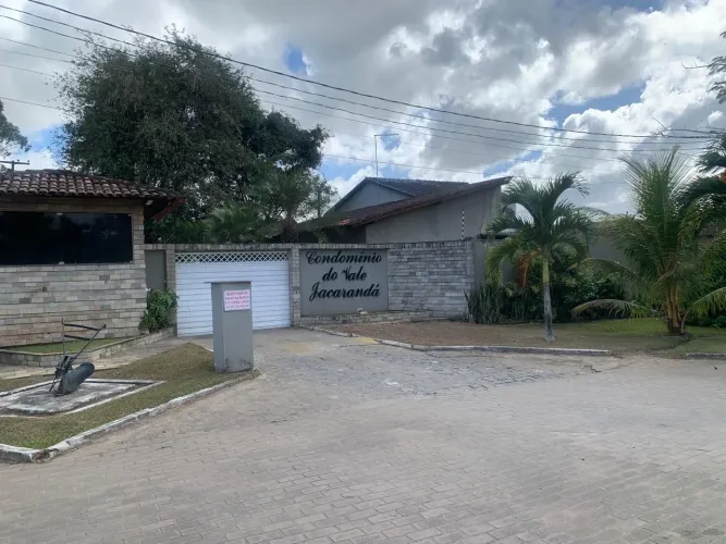 Vendo este belíssimo imóvel no Condomínio Vale do jacarandá
