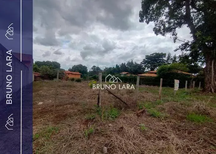 Terreno à venda em Igarapé, no bairro Vivendas Santa Mônica.