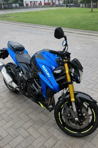 Suzuki gsx 750cc 2023 linda