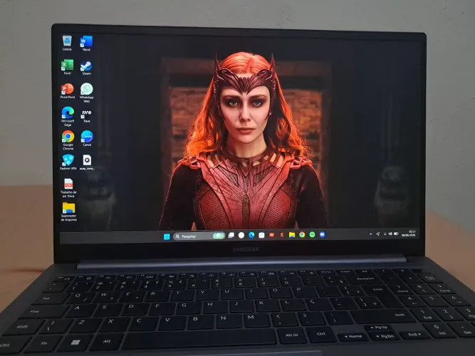 Notebook galaxy book 4