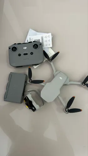 DJI Mini 4K Fly More Combo - 3 Baterias