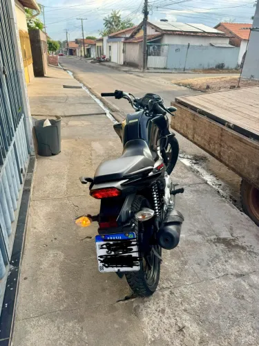 Vendo Fan 160 2025 , 22 mil km rodados , kitada e celada