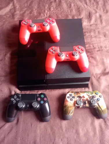 Playstation 4 Vendo ou Troco em Computador 