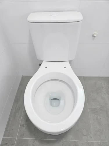 Vaso com caixa acoplada Deca