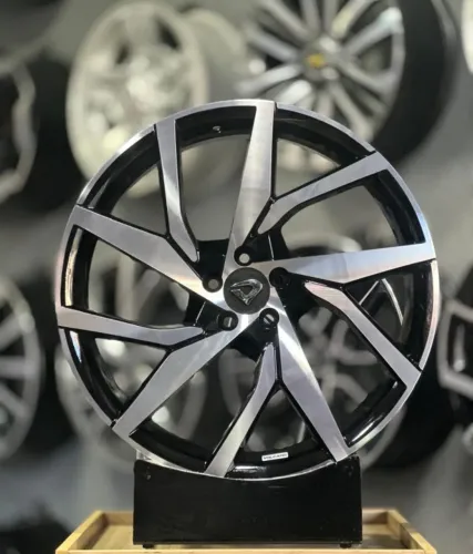 Rodas Momentum aro 20 5x100 + 225/30R20 Aptany RA301 - R$ 6.890,00