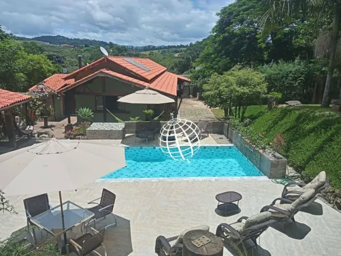 Casa com 3 dormitórios à venda, 214 m² por R$ 850.000,00 - Vale do Atibaia I - Piracaia/SP