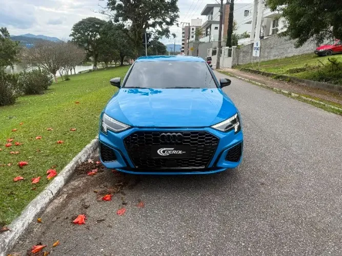 Audi A3 Sedan S-line Limited 1.4 TFSI Tiptro 2022