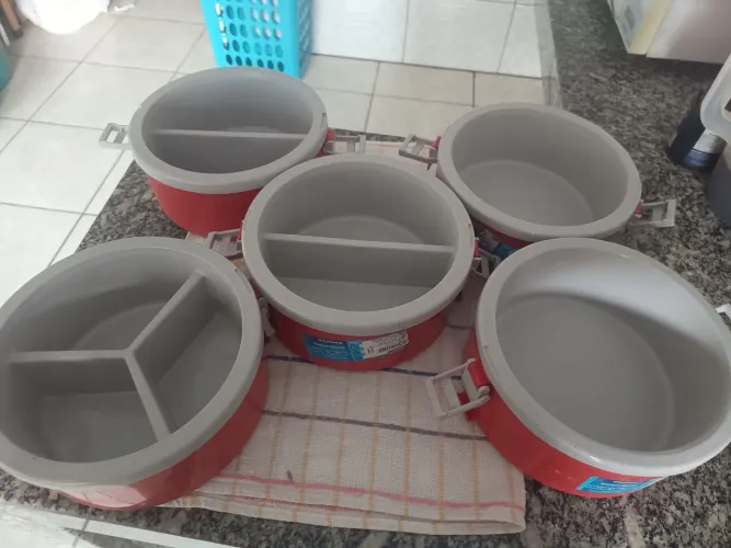 Jogo de marmitas