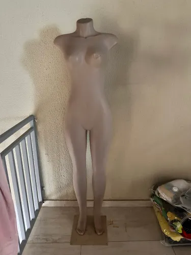 Manequim corpo inteiro 