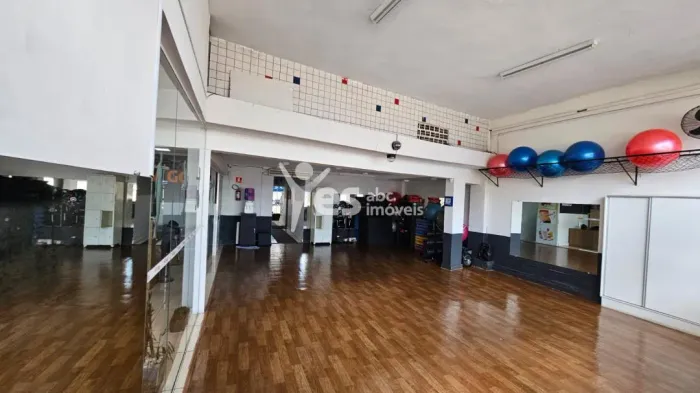 Prédio Comercial à Venda - Locado/Academia - Vila Curuçá, Santo André. REF: 19021