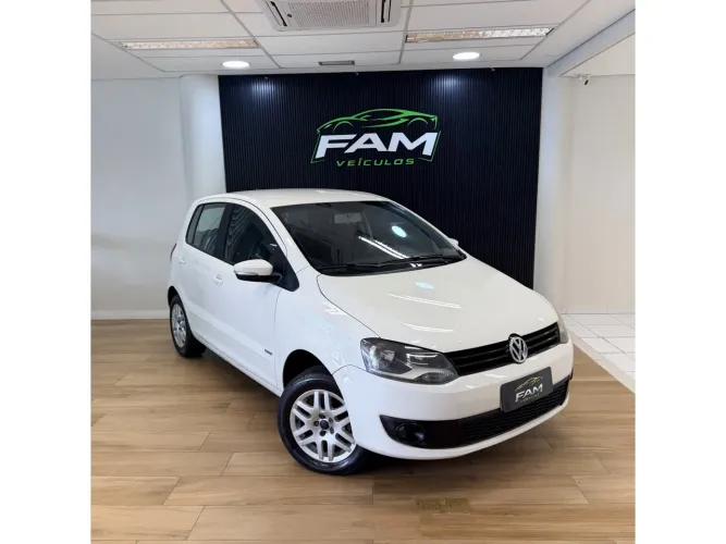 Volkswagen Fox 1.0 MI Total Flex 8V 5P 2013