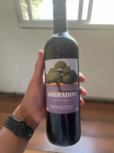 Garrafas de vinho importadas