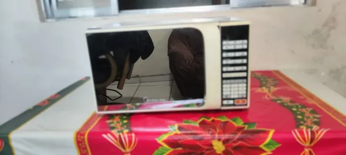 Vende-se microondas mideia 220 volts