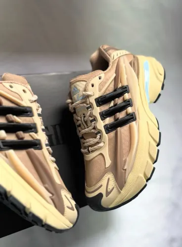 Pharrell Williams x adidas Adistar Jellyfish Crystal Sand Trace Brown