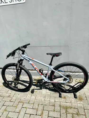Mountain Bike Audax ADX 100 Aro 29 Shimano Alivio
