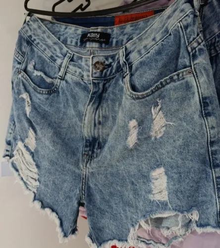 Short jeans