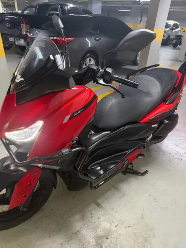 YAMAHA XMAX 250 ABS ( PARTICULAR)