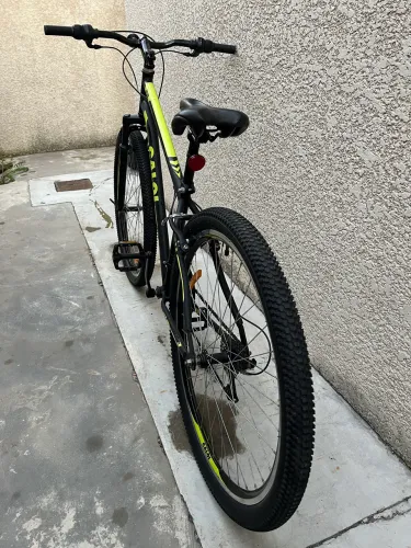 Bicicleta Caloi Aro 29 Velox, Câmbio Indexado, Freios V-Brake