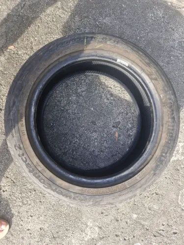 Pneu Continental meia vida 195/55 R16
